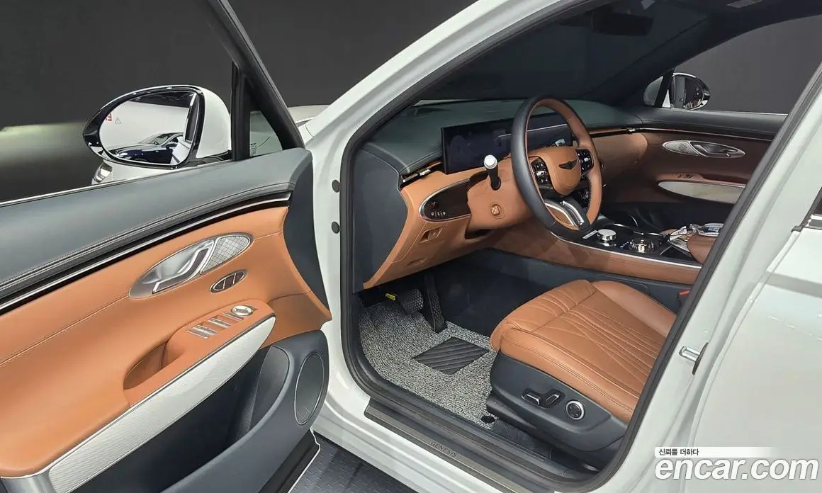 Genesis GV70 2025 2.5 автомат (гидро), фото 13
