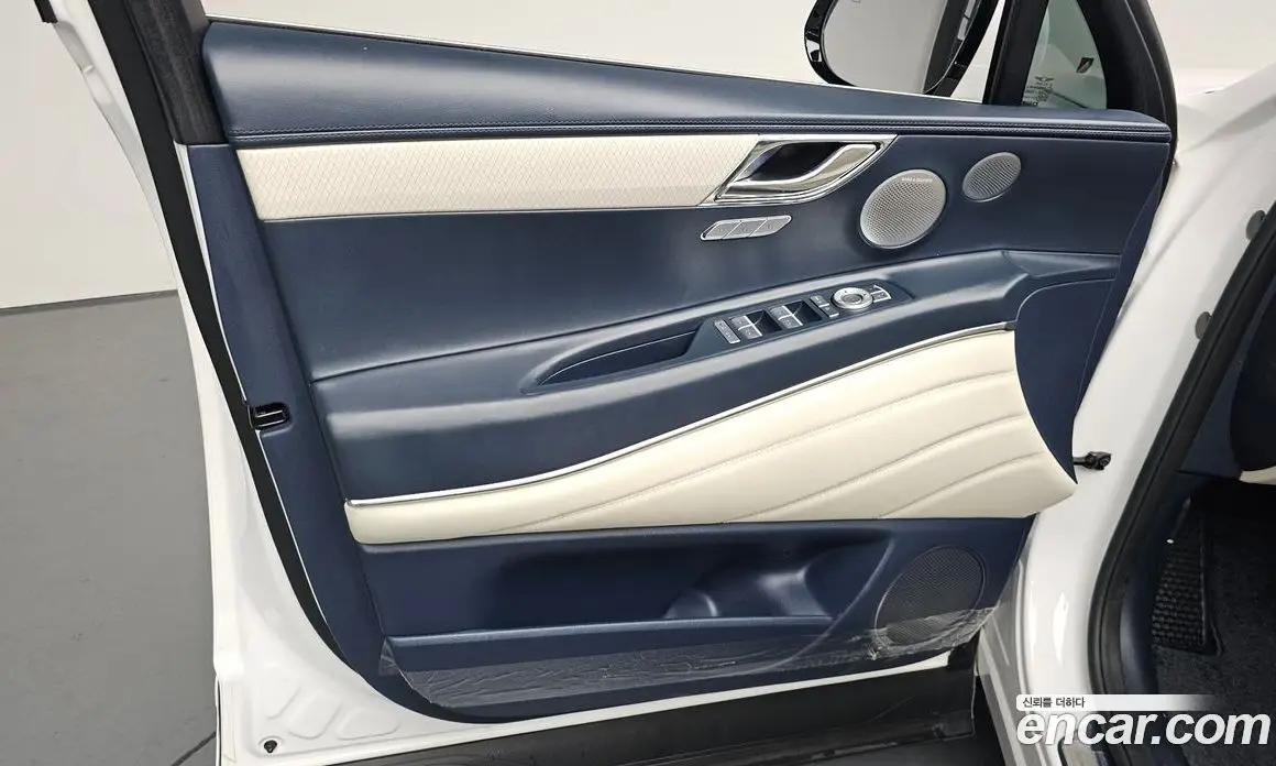 Genesis GV80 2023 2.5 автомат (гидро), фото 13