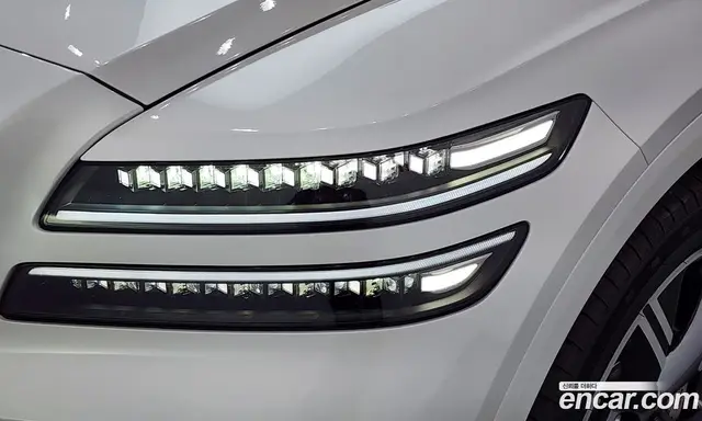 Genesis GV80 2026 2.5 автомат (гидро), миниатюра 8