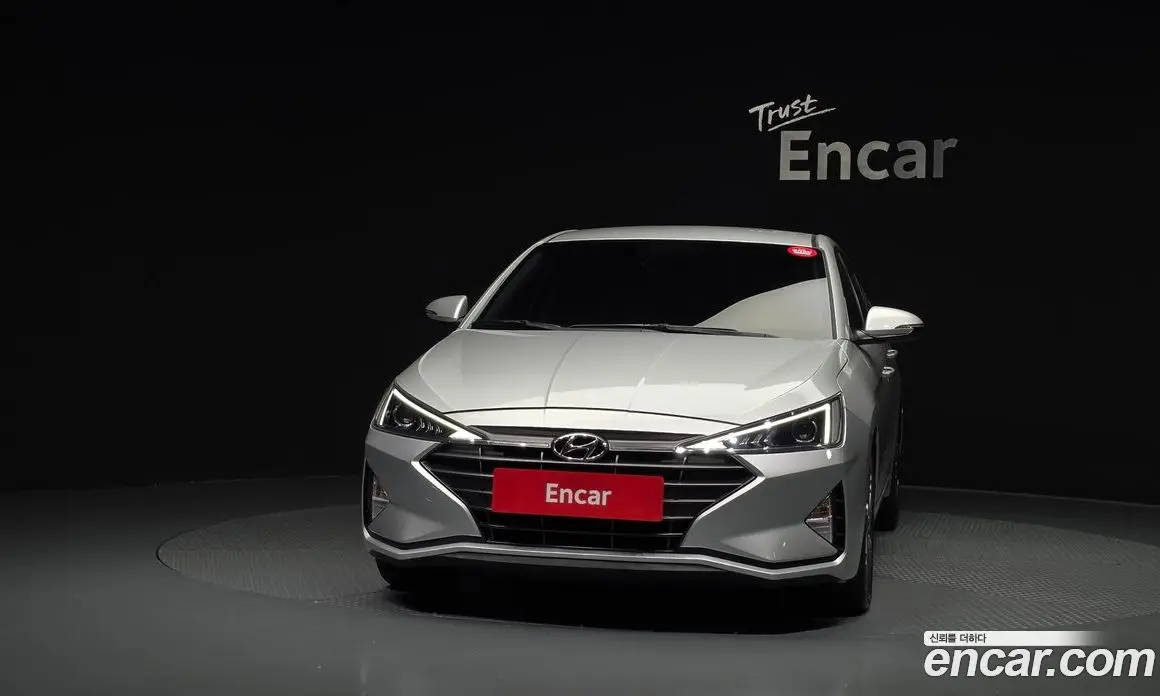 Hyundai Avante 2019 1.6 автомат (гидро), фото 3