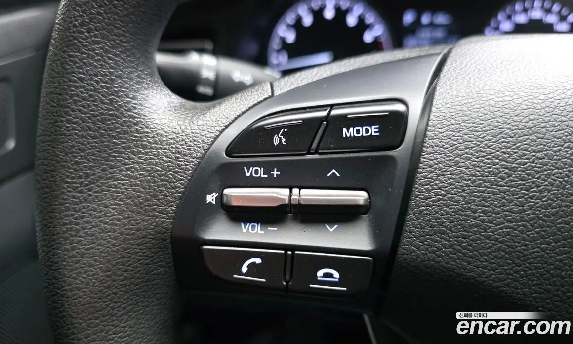 Hyundai Avante 2019 1.6 автомат (гидро), фото 24