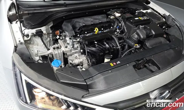Hyundai Avante 2019 1.6 автомат (гидро), миниатюра 6