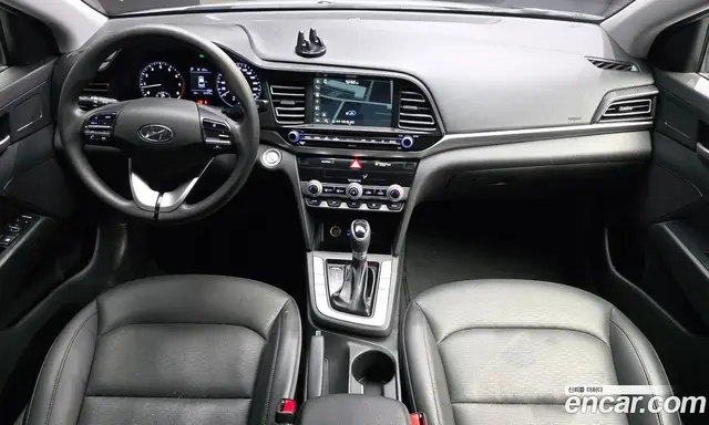 Hyundai Avante 2019 1.6 автомат (гидро), миниатюра 10