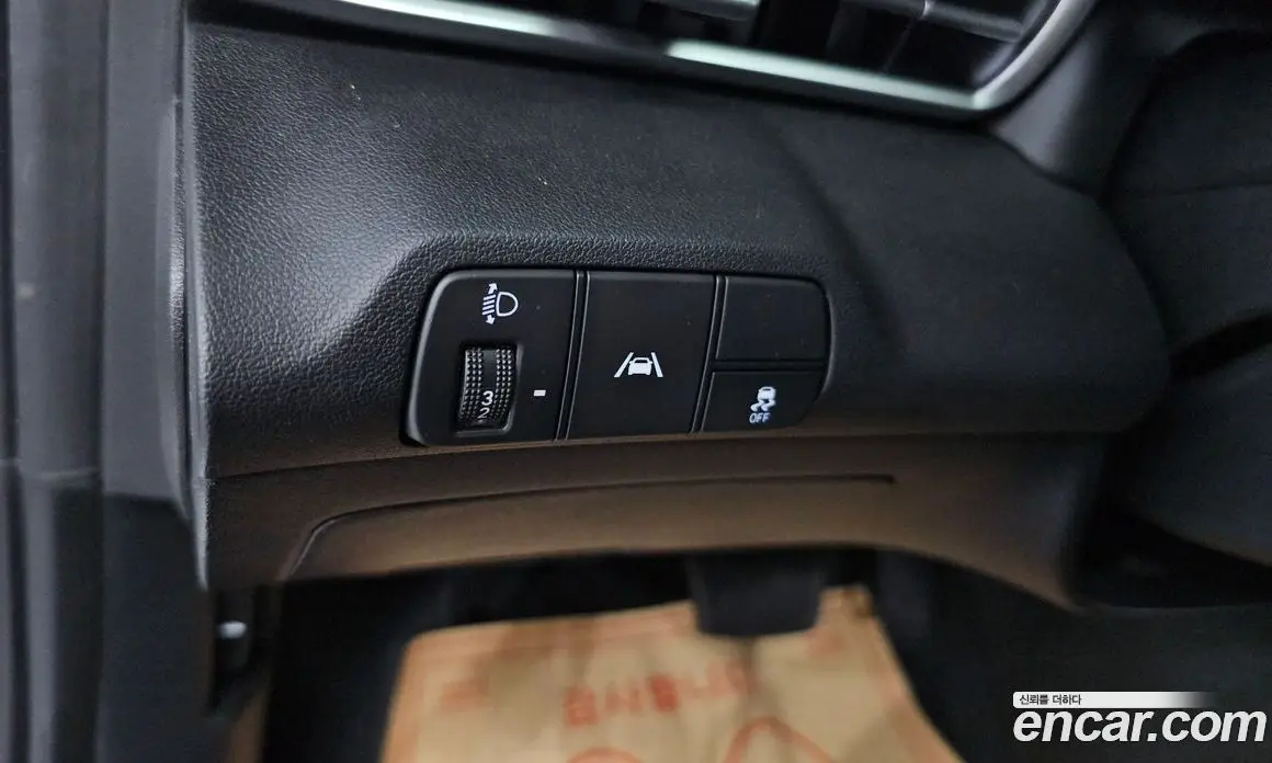 Hyundai Avante 2021 1.6 автомат (гидро), фото 15