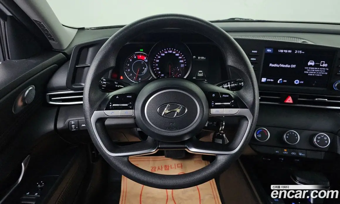 Hyundai Avante 2021 1.6 автомат (гидро), фото 16