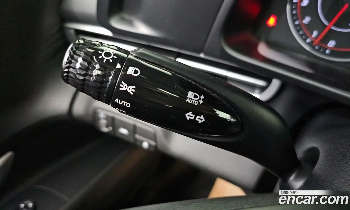 Hyundai Avante 2021 1.6 автомат (гидро), фото 17