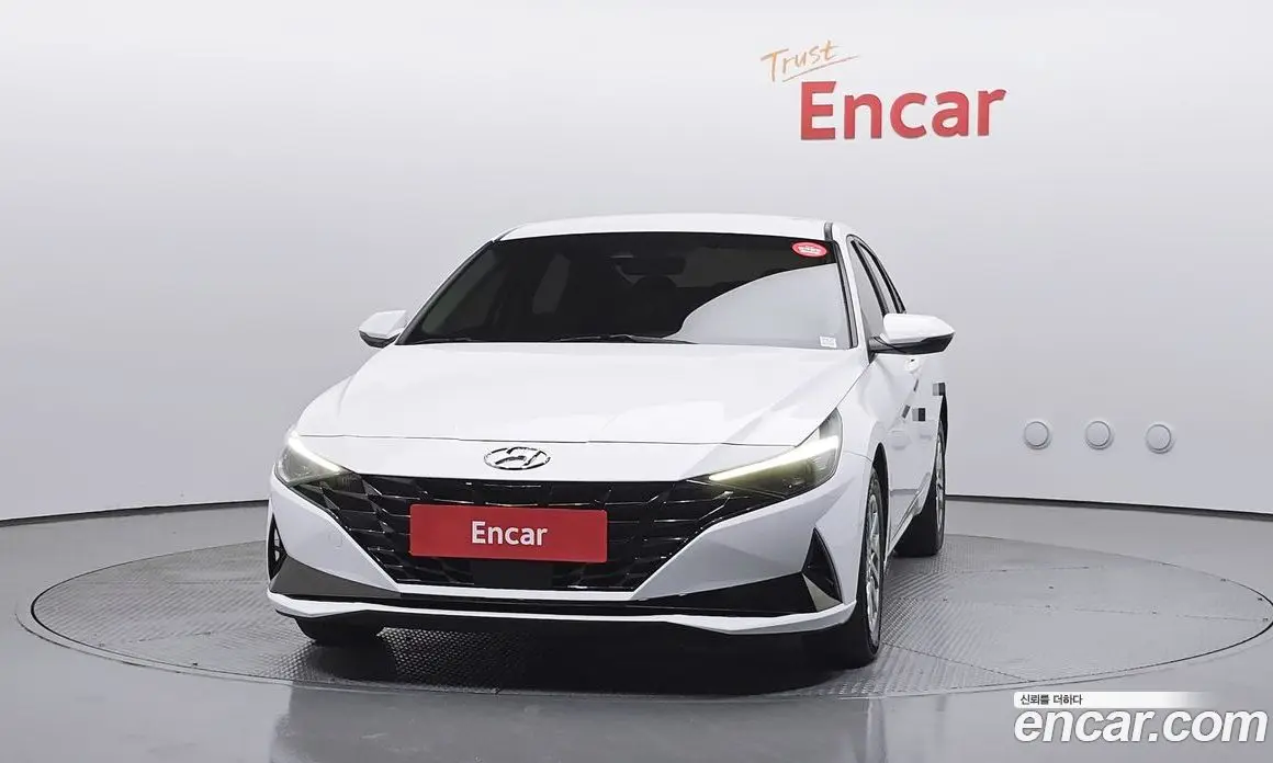 Hyundai Avante 2021 1.6 автомат (гидро), фото 3