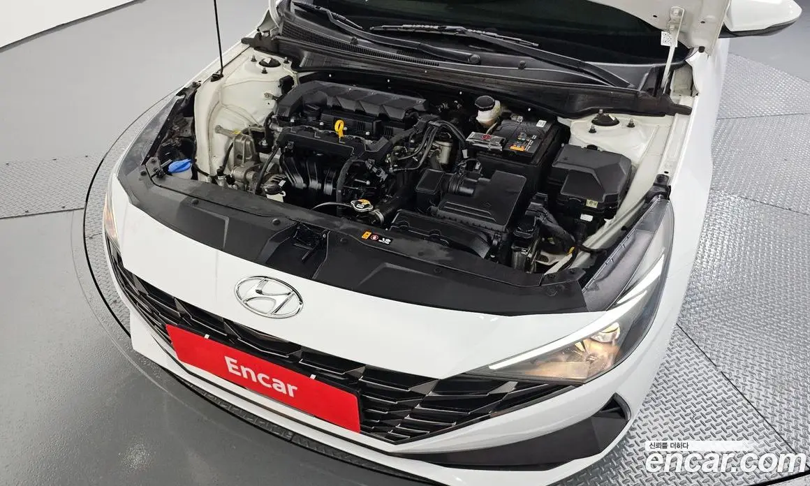 Hyundai Avante 2021 1.6 автомат (гидро), фото 6
