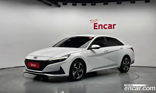 Hyundai Avante, 2022, 33 205 км