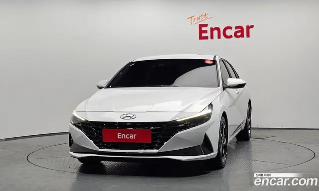 Hyundai Avante 2022 1.6 автомат (гидро), миниатюра 3