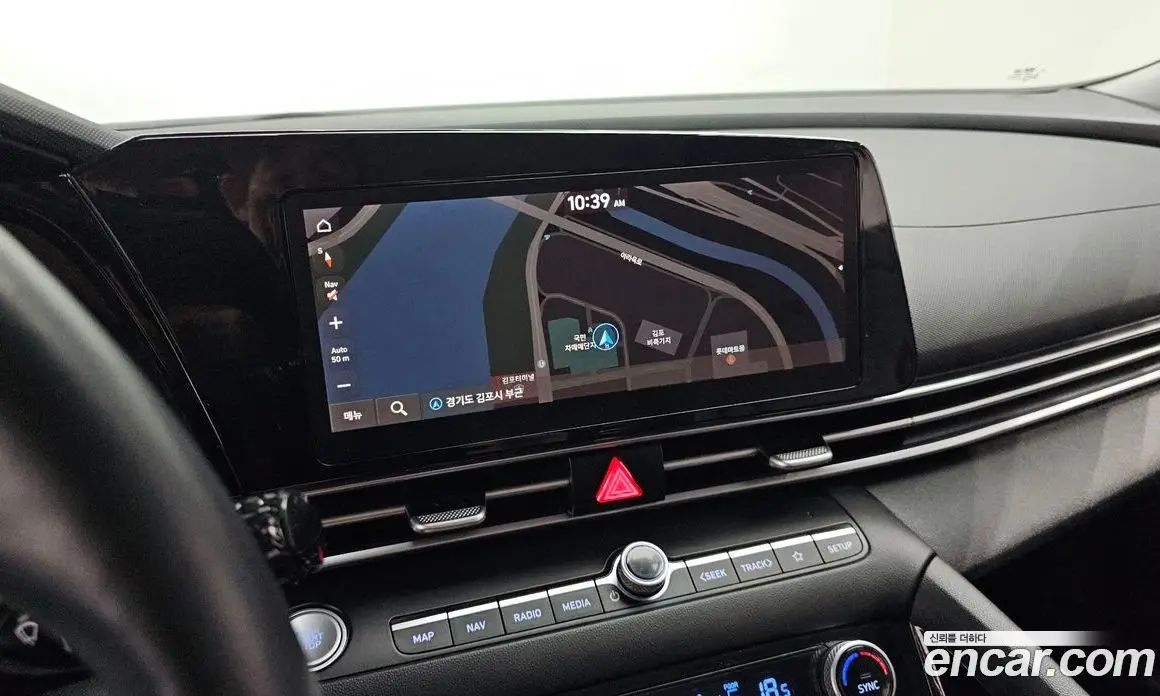Hyundai Avante 2022 1.6 автомат (гидро), фото 28