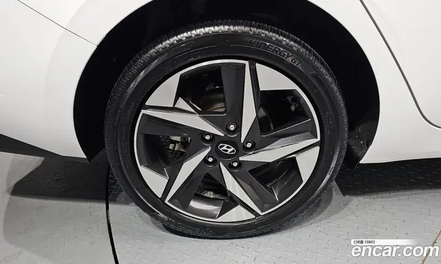 Hyundai Avante 2022 1.6 автомат (гидро), миниатюра 5