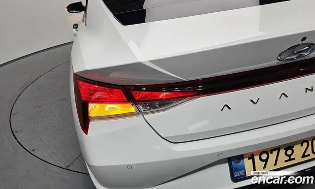 Hyundai Avante 2022 1.6 автомат (гидро), миниатюра 9
