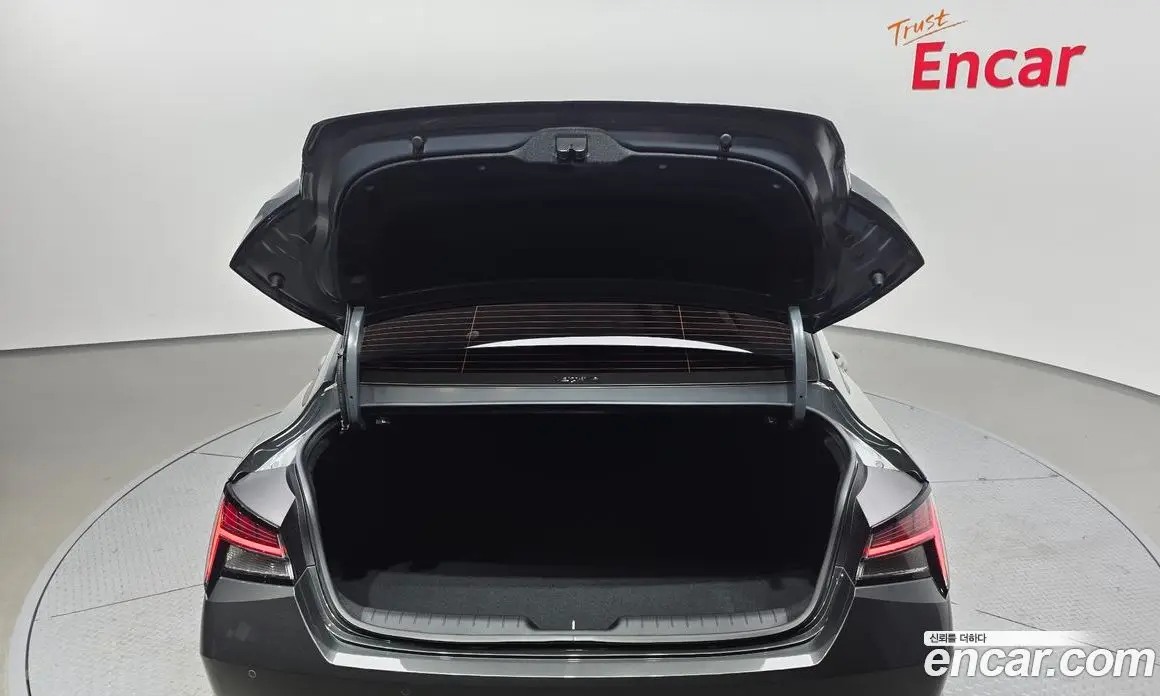 Hyundai Avante 2022 1.6 автомат (гидро), фото 26