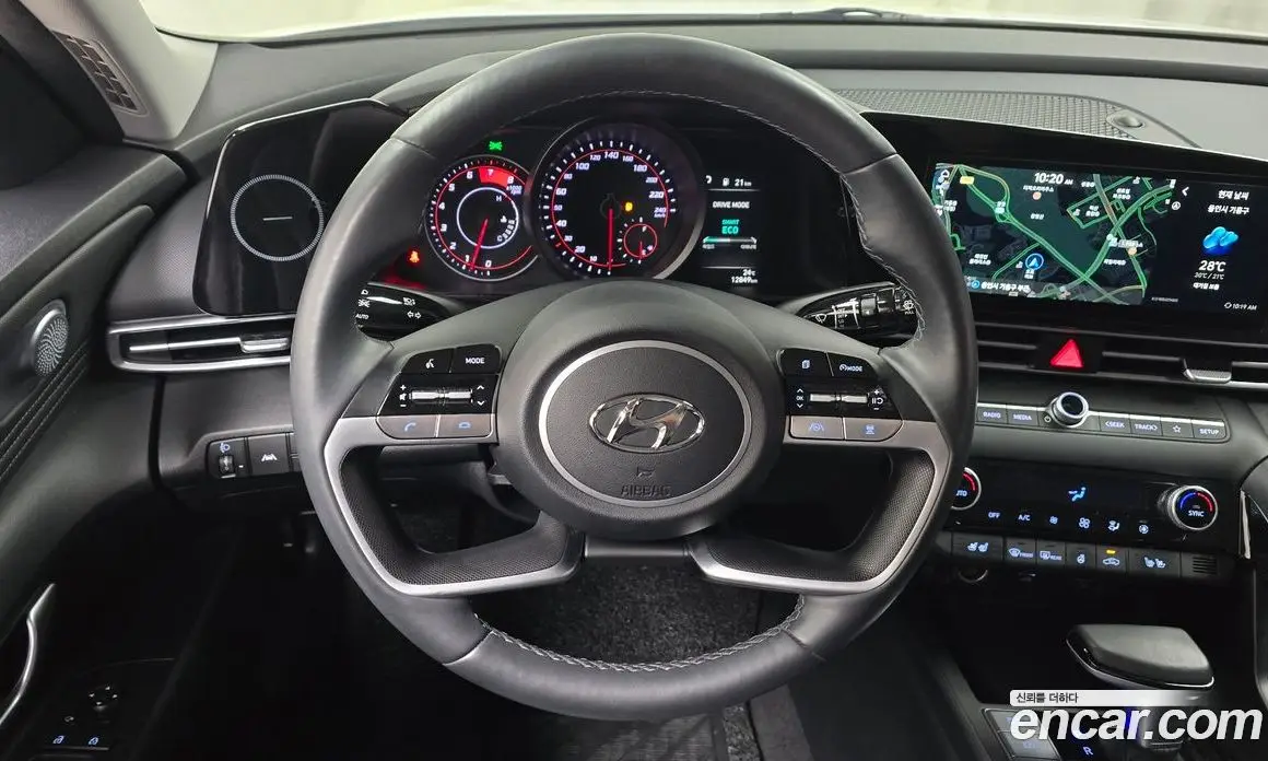 Hyundai Avante 2023 1.6 автомат (гидро), фото 19