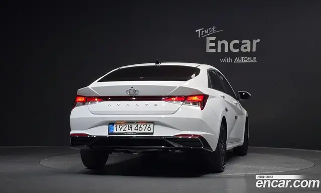 Hyundai Avante 2023 1.6 автомат (гидро), миниатюра 4