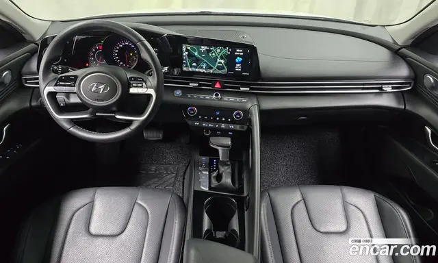 Hyundai Avante 2023 1.6 автомат (гидро), миниатюра 10