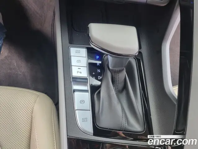 Hyundai Avante 2024 1.6 автомат (гидро), миниатюра 10