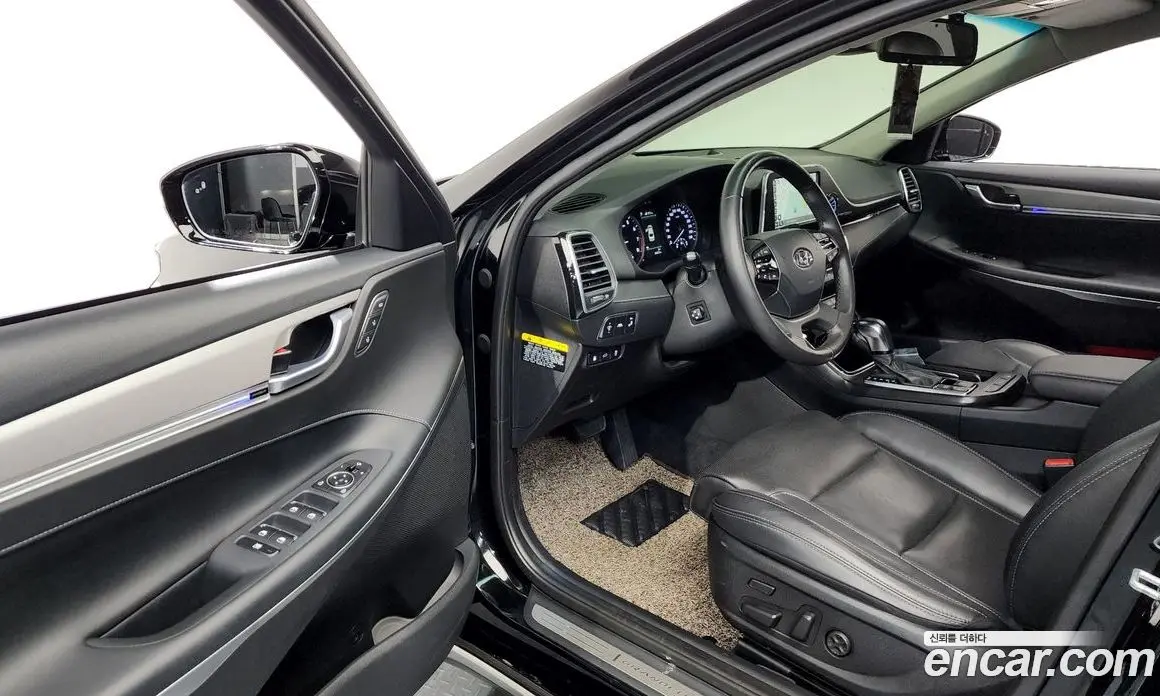 Hyundai Grandeur 2018 3.0 автомат (гидро), фото 10