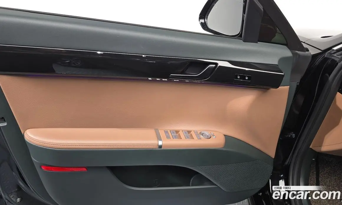 Hyundai Grandeur 2023 1.6 автомат (гидро), фото 14