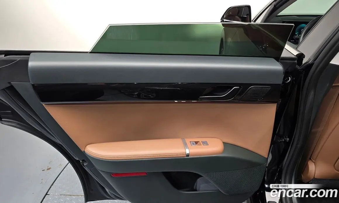 Hyundai Grandeur 2023 1.6 автомат (гидро), фото 15