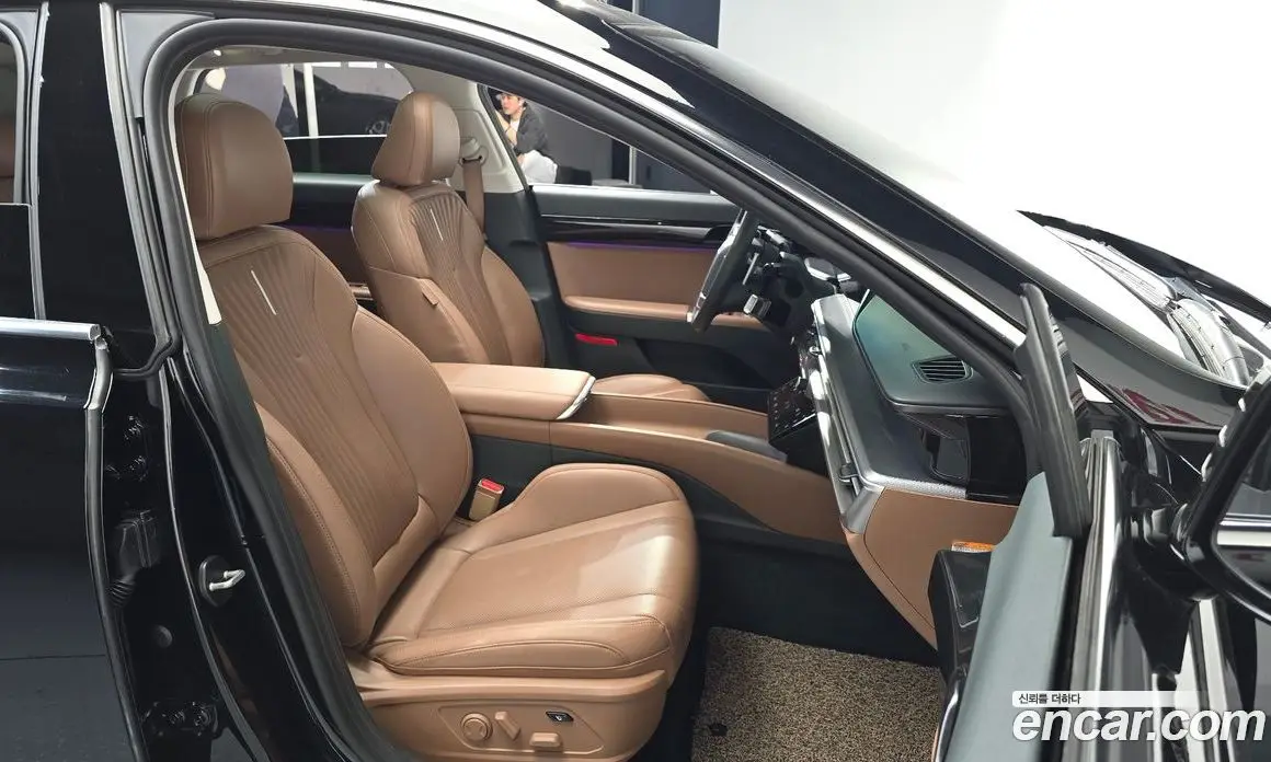 Hyundai Grandeur 2023 1.6 автомат (гидро), фото 16