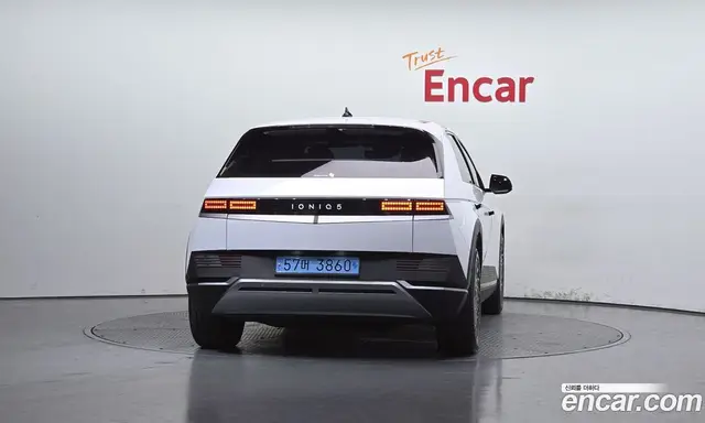 Hyundai Ioniq 5 2024 автомат (гидро), миниатюра 4