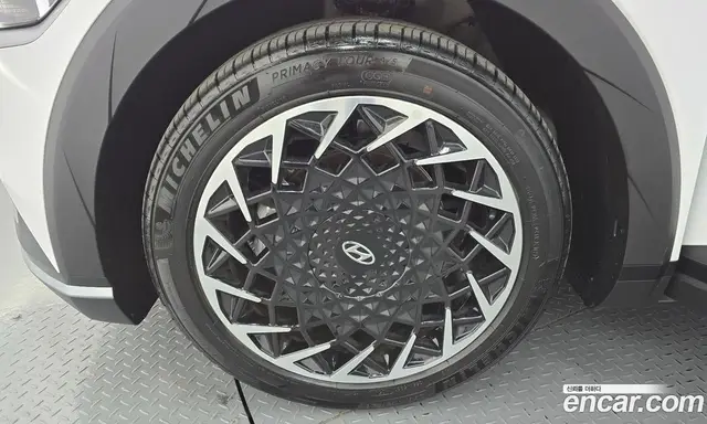 Hyundai Ioniq 5 2024 автомат (гидро), миниатюра 5