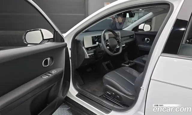 Hyundai Ioniq 5 2024 автомат (гидро), миниатюра 10