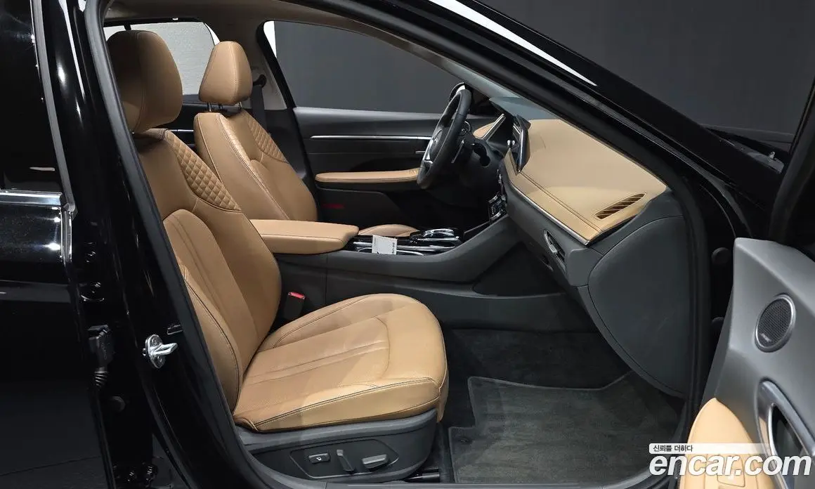 Hyundai Sonata 2019 2.0 автомат (гидро), фото 17