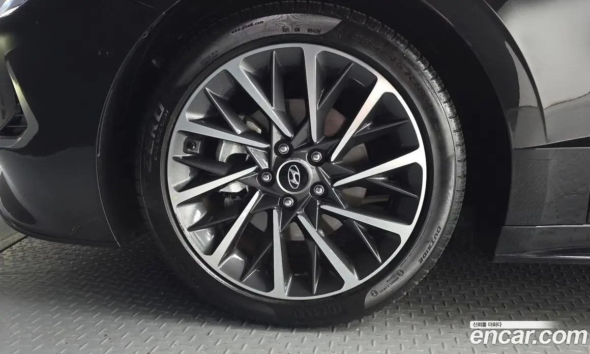 Hyundai Sonata 2019 2.0 автомат (гидро), фото 4