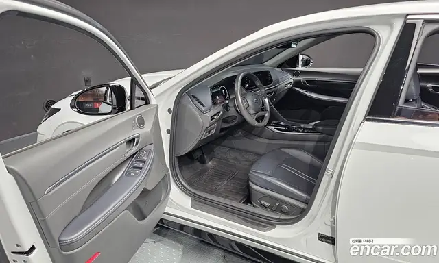 Hyundai Sonata 2022 1.6 автомат (гидро), миниатюра 10