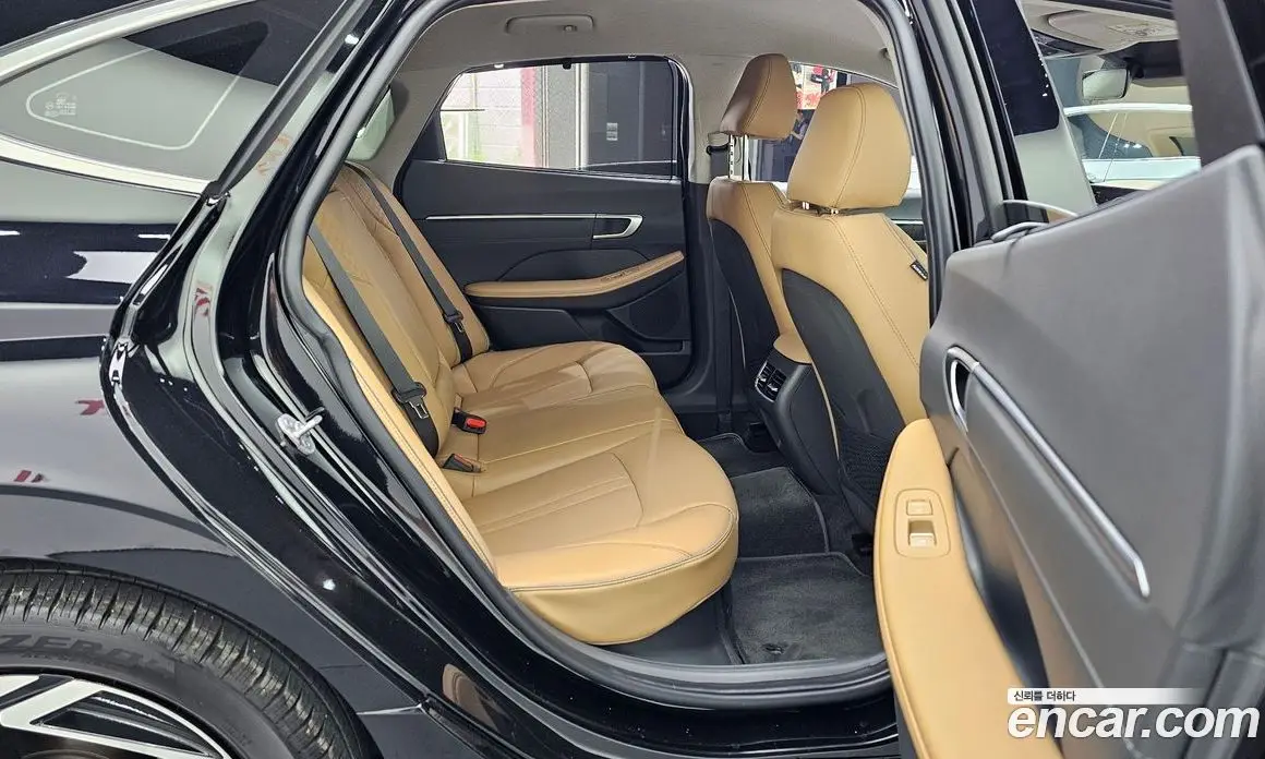 Hyundai Sonata 2023 2.0 автомат (гидро), фото 17
