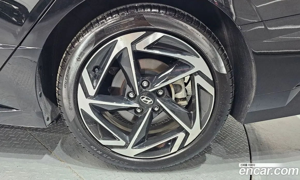 Hyundai Sonata 2023 2.0 автомат (гидро), фото 4