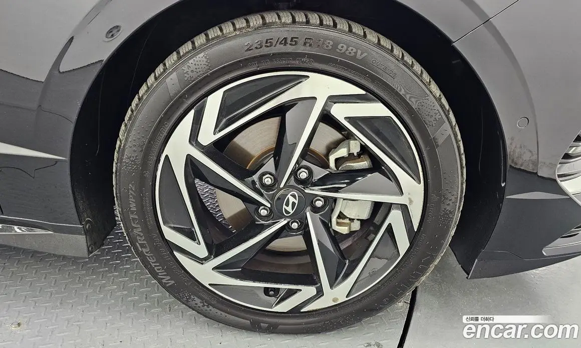 Hyundai Sonata 2023 2.0 автомат (гидро), фото 6