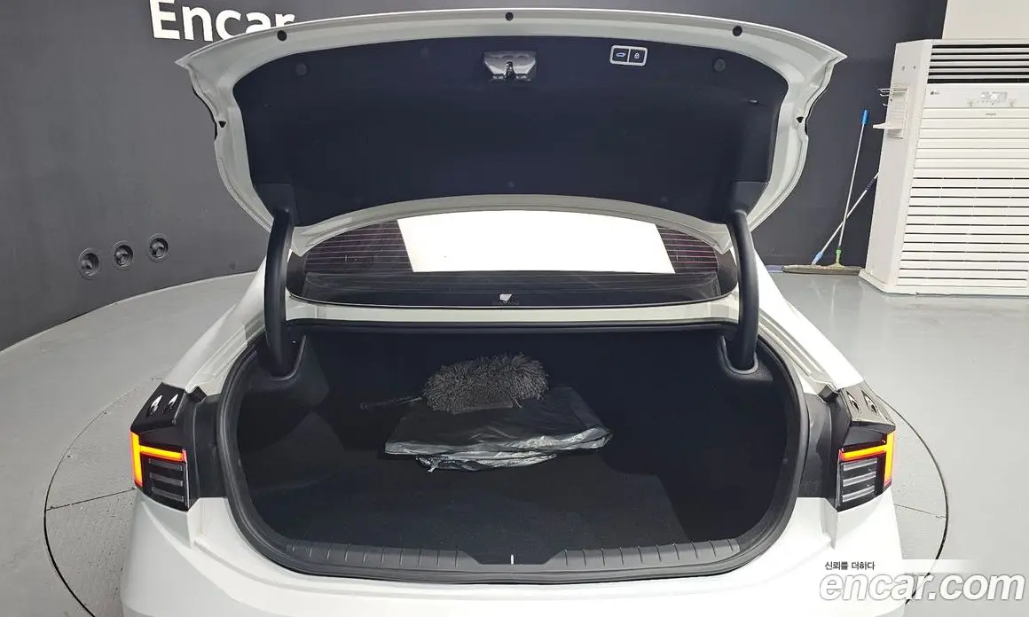 Hyundai Sonata 2024 2.0 автомат (гидро), фото 20