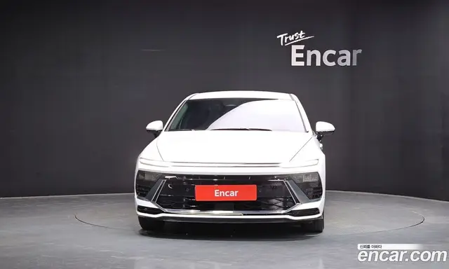 Hyundai Sonata 2024 2.0 автомат (гидро), миниатюра 3