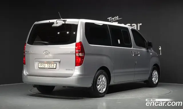 Hyundai Starex 2021 2.5 автомат (гидро), миниатюра 2