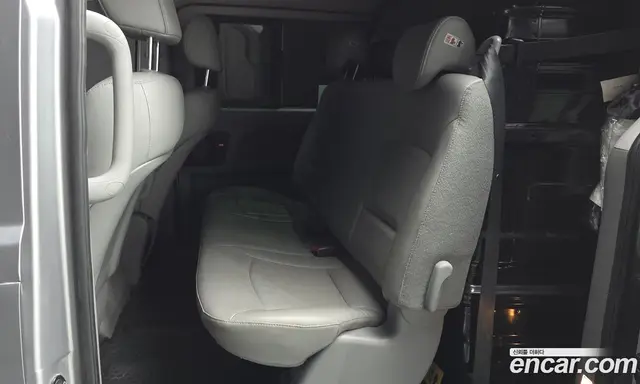 Hyundai Starex 2021 2.5 автомат (гидро), миниатюра 11