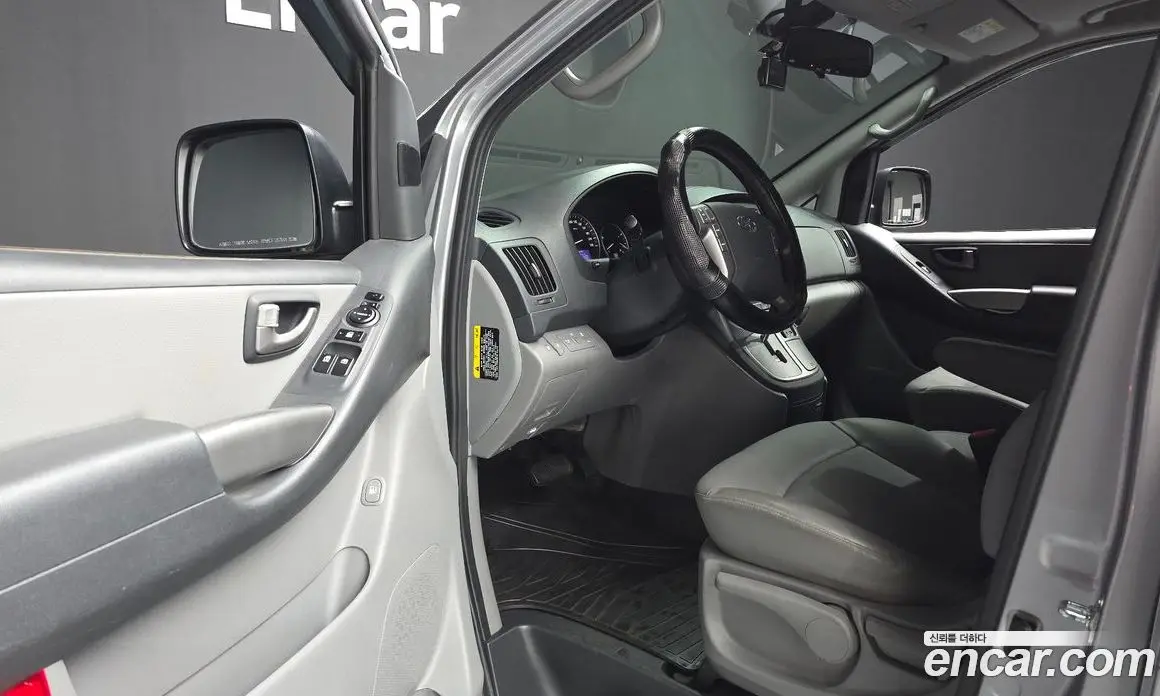 Hyundai Starex 2021 2.5 автомат (гидро), фото 10