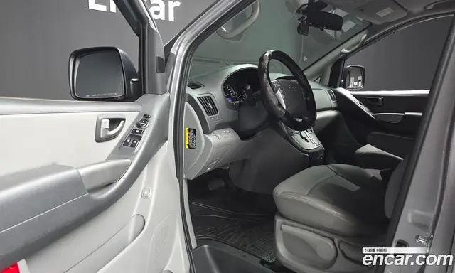 Hyundai Starex 2021 2.5 автомат (гидро), миниатюра 10