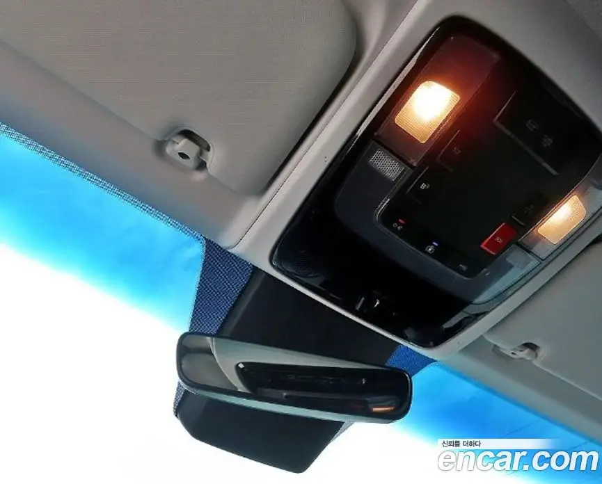 Hyundai Staria 2022 2.2 автомат (гидро), фото 16