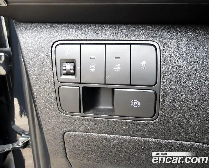 Hyundai Staria 2022 2.2 автомат (гидро), фото 17