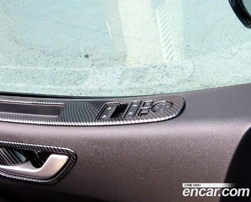 Hyundai Staria 2022 2.2 автомат (гидро), фото 18