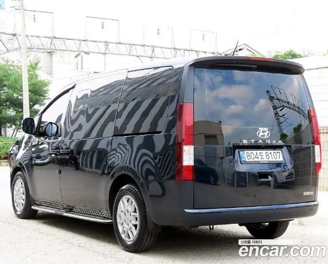 Hyundai Staria 2022 2.2 автомат (гидро), миниатюра 3