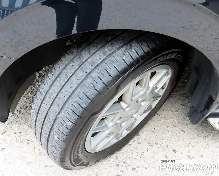 Hyundai Staria 2022 2.2 автомат (гидро), фото 5