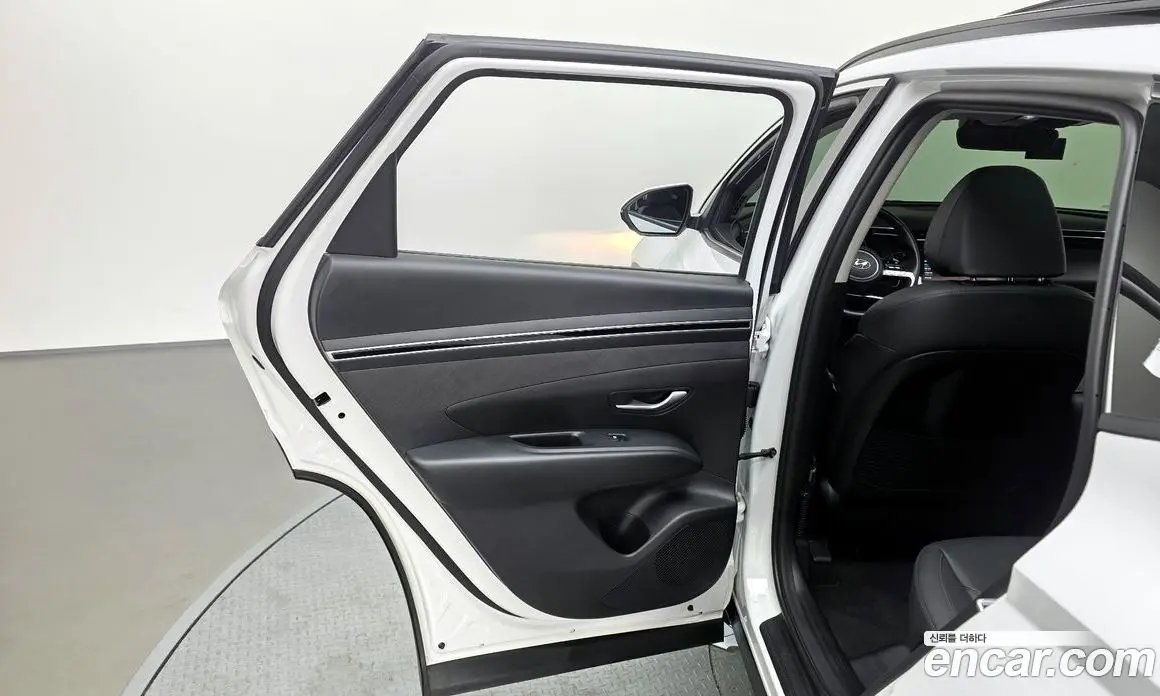 Hyundai Tucson 2021 1.6 автомат (гидро), фото 15