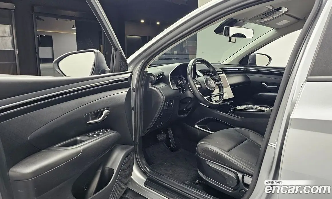 Hyundai Tucson 2023 2.0 автомат (гидро), фото 13