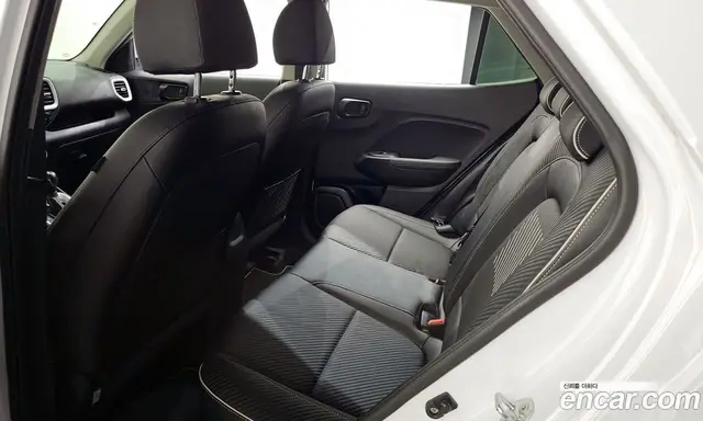 Hyundai Venue 2020 1.6 автомат (гидро), миниатюра 11