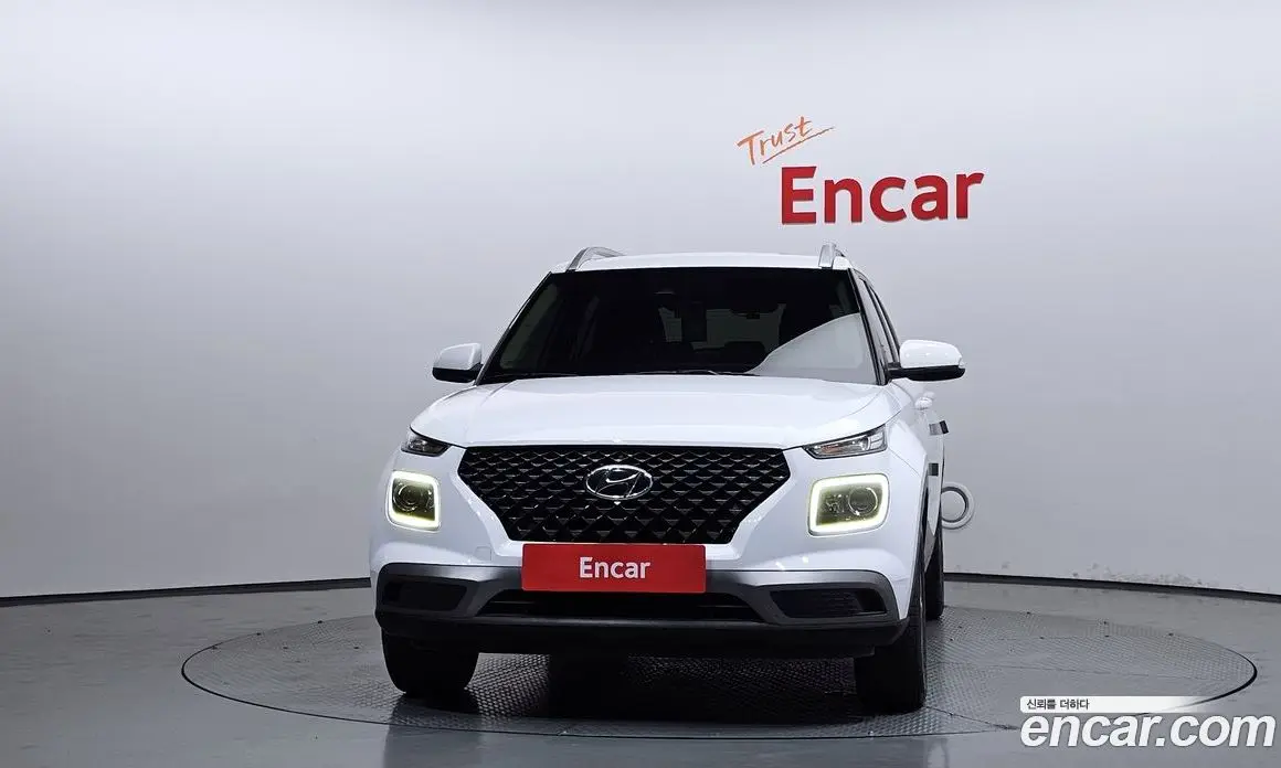 Hyundai Venue 2020 1.6 автомат (гидро), фото 3